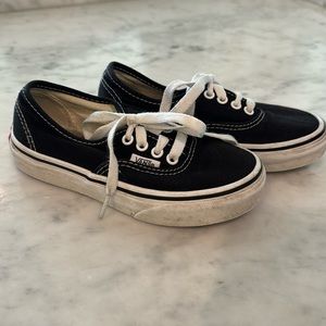 Kids Vans “Authentic Shoe”